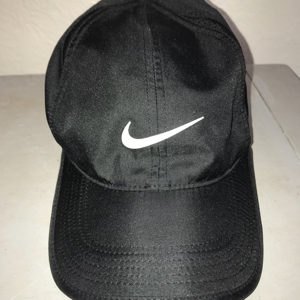 Nike Featherlight Hat